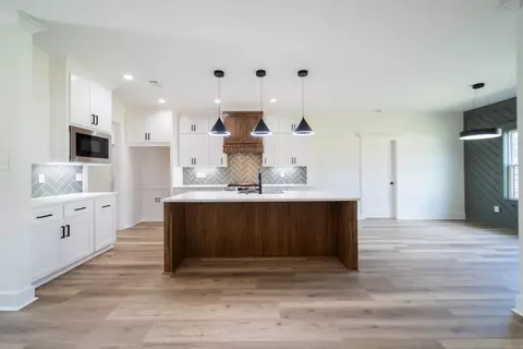 Kitchen - 14 Albion Ct, Cabot, AR 72023 photo 6 of 6