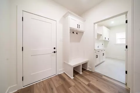 Entry Way - 14 Albion Ct, Cabot, AR 72023 photo 4 of 4