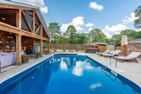 101 Teresa Ln, Hot Springs, AR 71913