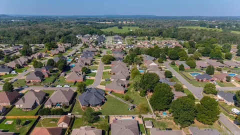 View/Area - 1500 S Beach St, Conway, AR 72034 photo 3 of 3