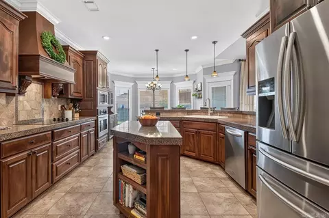 Kitchen - 1500 S Beach St, Conway, AR 72034 photo 2 of 4