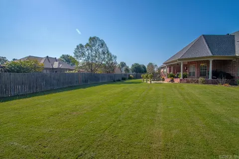 Exterior - 1500 S Beach St, Conway, AR 72034 photo 13 of 15