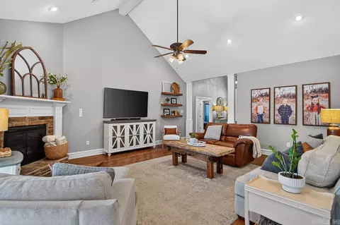 Living - 1500 S Beach St, Conway, AR 72034 photo 1 of 3