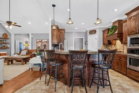 Kitchen - 1500 S Beach St, Conway, AR 72034 photo 1 of 4