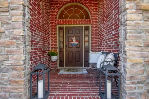 Exterior - 1500 S Beach St, Conway, AR 72034 photo 3 of 15