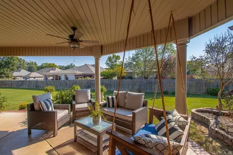 Exterior - 1500 S Beach St, Conway, AR 72034 photo 4 of 15
