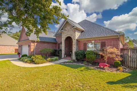 Exterior - 1500 S Beach St, Conway, AR 72034 photo 2 of 15