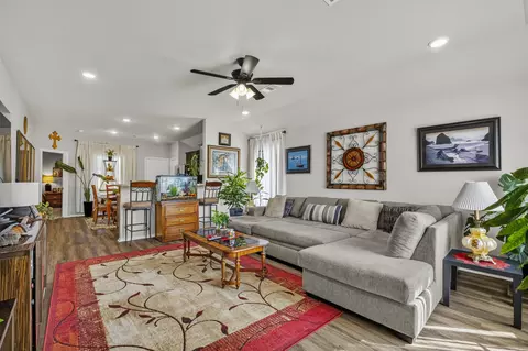 Living - 2 Candlelight Dr, Conway, AR 72032 photo 1 of 3