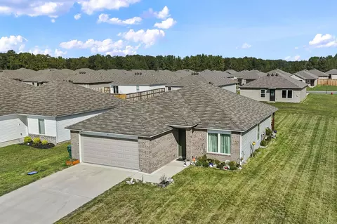 View/Area - 2 Candlelight Dr, Conway, AR 72032 photo 1 of 5