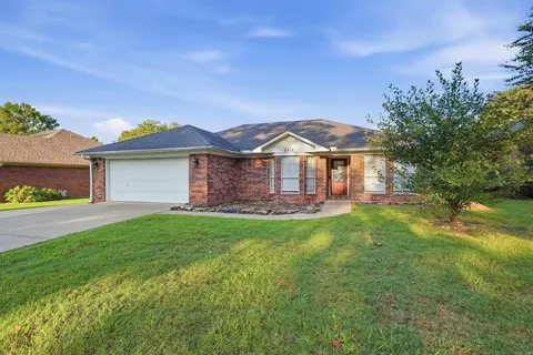 Exterior - 2315 Rainbow Rd, Conway, AR 72032 photo 4 of 5