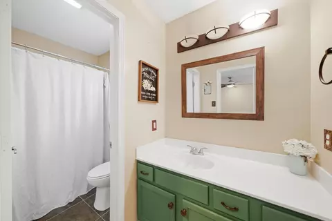 Bath - 2315 Rainbow Rd, Conway, AR 72032 photo 1 of 2