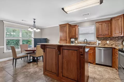 Kitchen - 5421 William Ln, Bryant, AR 72022 photo 1 of 4