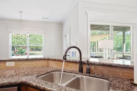Kitchen - 25 Colt Loop, Greenbrier, AR 72058 photo 4 of 5