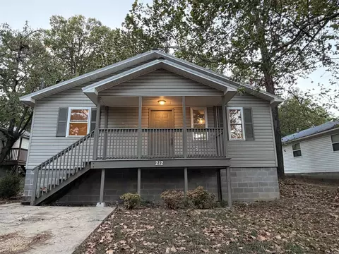 212 Bayard St, Hot Springs, AR 71913