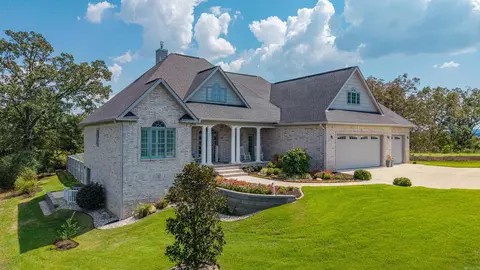 131 Damian Ct, Hot Springs, AR 71901
