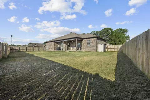 Exterior - 37 Aberdeen Dr, Cabot, AR 72023 photo 7 of 7