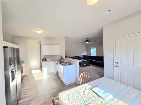 Kitchen - 23 Dunnaway Dr, Austin, AR 72007 photo 2 of 4