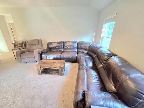 Living - 23 Dunnaway Dr, Austin, AR 72007 photo 2 of 3