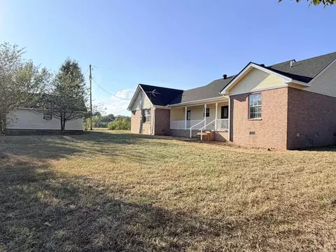 Exterior - 225 Ridge Rd, Beebe, AR 72012 photo 2 of 5