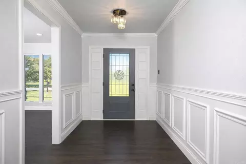 Entry Way - 3602 Mobile, Pine Bluff, AR 71601 photo 1 of 2