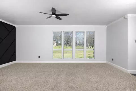 Living - 3602 Mobile, Pine Bluff, AR 71601 photo 8 of 8