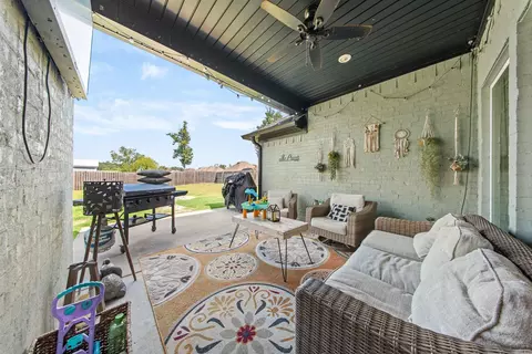 Exterior - 1503 Del Rey Ct, Benton, AR 72019 photo 4 of 7