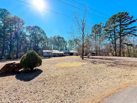 Exterior - 715 Jason St, Clinton, AR 72031 photo 2 of 13