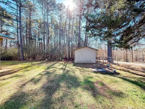 Exterior - 715 Jason St, Clinton, AR 72031 photo 12 of 13