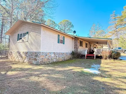 Exterior - 715 Jason St, Clinton, AR 72031 photo 6 of 13