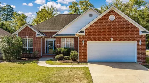 11 Westfield Dr, Little Rock, AR 72210