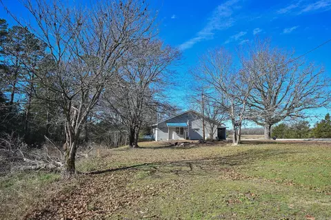 Exterior - 4574 Hwy 8 E, Mena, AR 71953 photo 5 of 12
