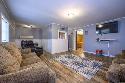 Living - 4574 Hwy 8 E, Mena, AR 71953 photo 1 of 3