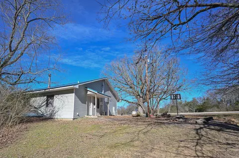 Exterior - 4574 Hwy 8 E, Mena, AR 71953 photo 3 of 12
