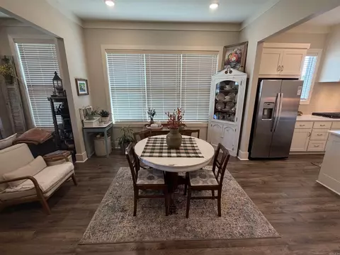 Dining - 230 A St, Bryant, AR 72022 photo 1 of 2
