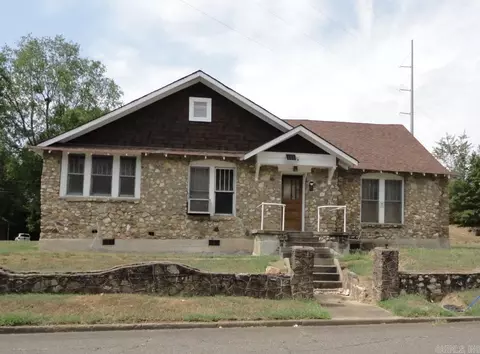 1148 Pleasant St, Hot Springs, AR 71913