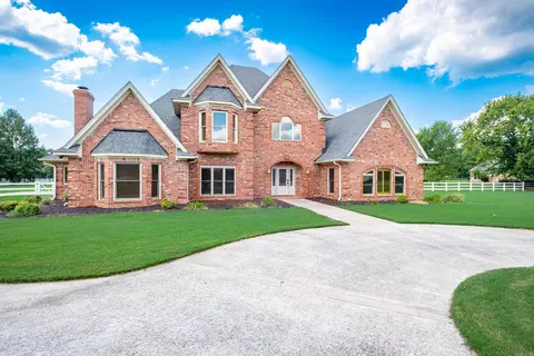 Exterior - 17 Westin Dr, Conway, AR 72034 photo 2 of 11