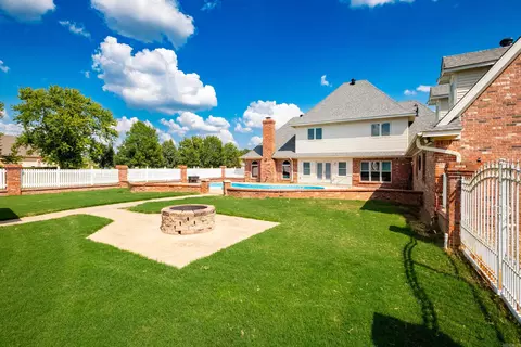 Exterior - 17 Westin Dr, Conway, AR 72034 photo 6 of 11