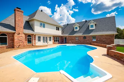 Exterior - 17 Westin Dr, Conway, AR 72034 photo 8 of 11