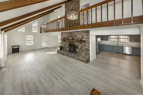 Living - 474 Valhalla Dr, Edgemont, AR 72044 photo 3 of 5