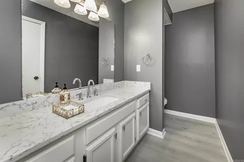 Bath - 474 Valhalla Dr, Edgemont, AR 72044 photo 1 of 5