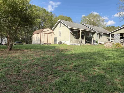 Exterior - 215 Robins Ave, Norman, AR 71960 photo 3 of 11