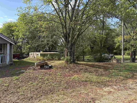 Exterior - 215 Robins Ave, Norman, AR 71960 photo 7 of 11
