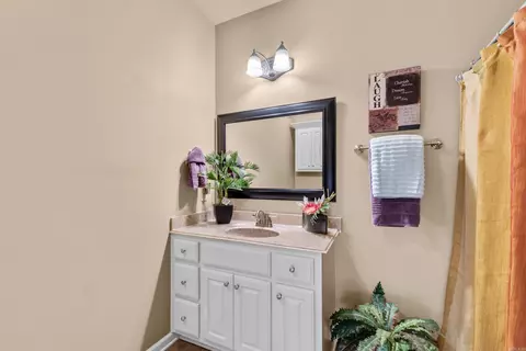 Bath - 1165 Calloway Dr, Conway, AR 72034 photo 1 of 5
