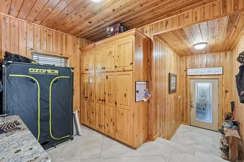Entry Way - 415 Jackson Rd S, Damascus, AR 72039 photo 3 of 3