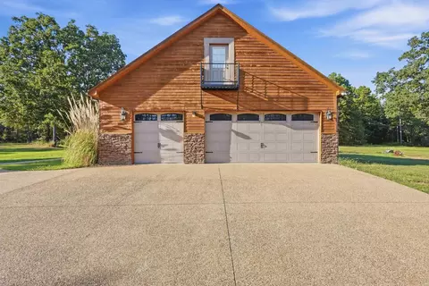 Exterior - 415 Jackson Rd S, Damascus, AR 72039 photo 3 of 10