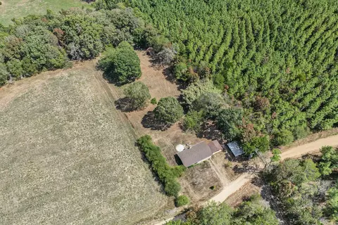 View/Area - 662 Ottawa Rd, De Queen, AR 71832 photo 1 of 8