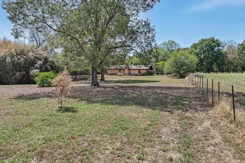 Exterior - 662 Ottawa Rd, De Queen, AR 71832 photo 9 of 11