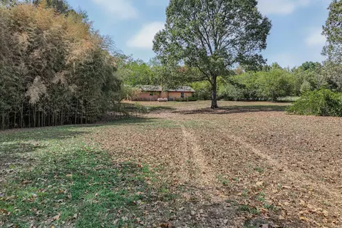 Exterior - 662 Ottawa Rd, De Queen, AR 71832 photo 10 of 11