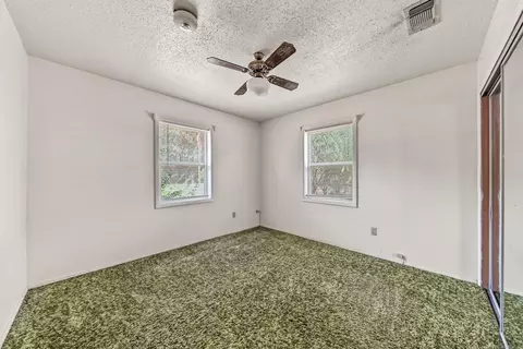 Bedroom - 662 Ottawa Rd, De Queen, AR 71832 photo 2 of 3