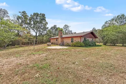 Exterior - 662 Ottawa Rd, De Queen, AR 71832 photo 5 of 11